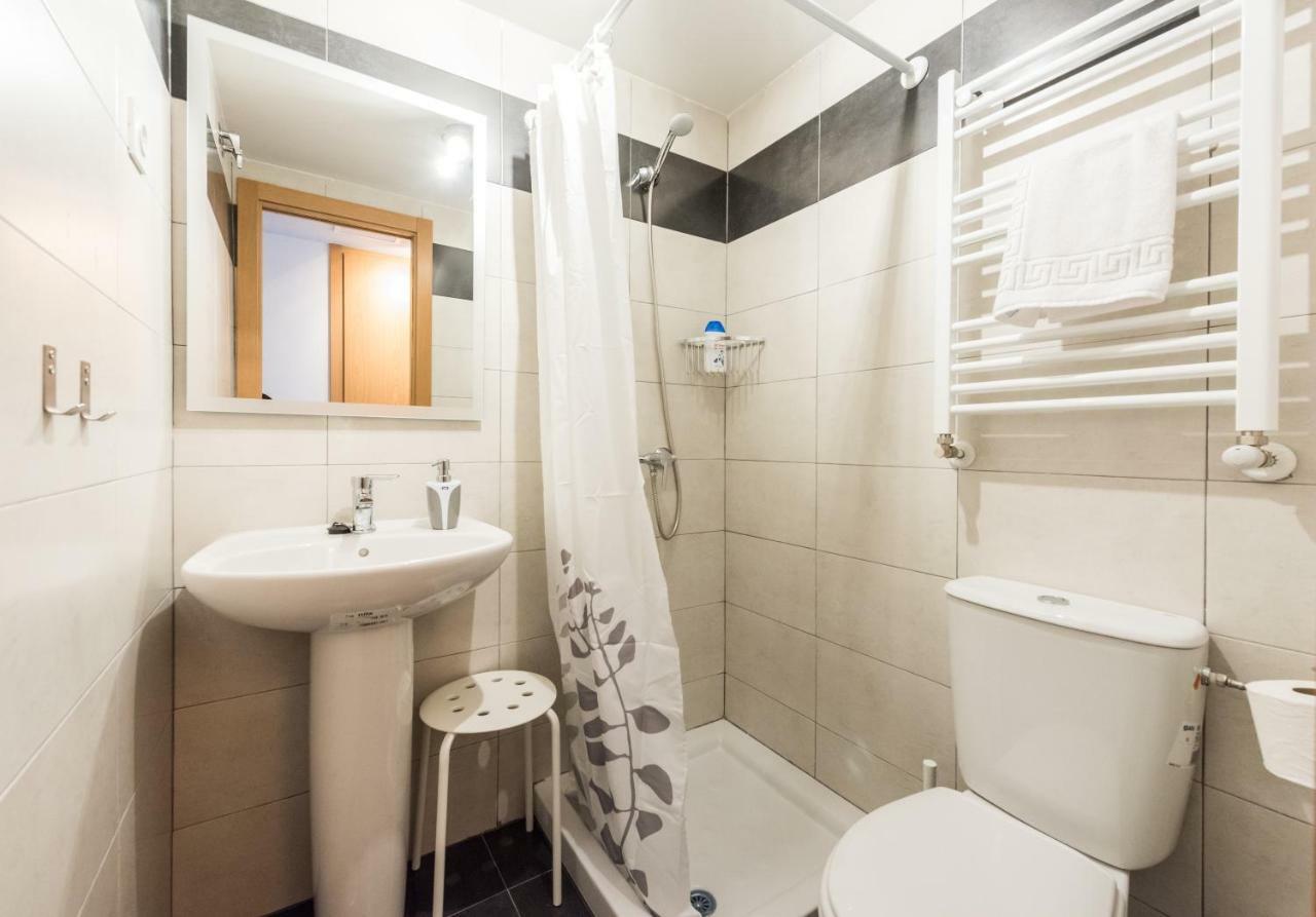 2 Habitaciones Apartamento Temporada En Lucero مدريد المظهر الخارجي الصورة