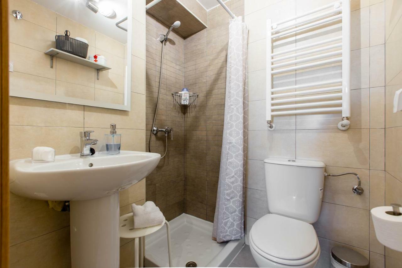 2 Habitaciones Apartamento Temporada En Lucero مدريد المظهر الخارجي الصورة